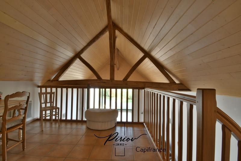 Propriété - 250 m² - 13 pièces