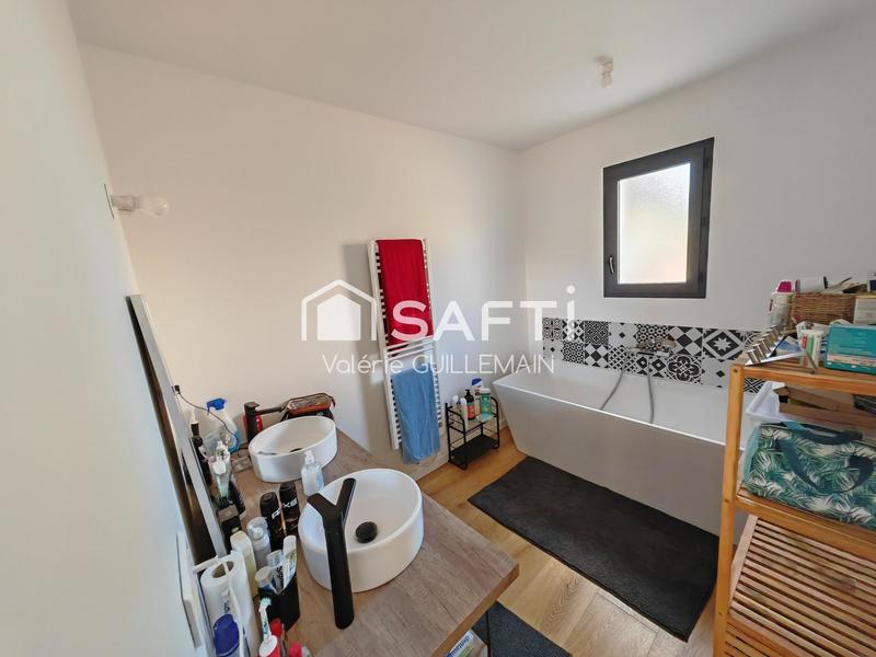 Maison - 120 m² - 4 pièces