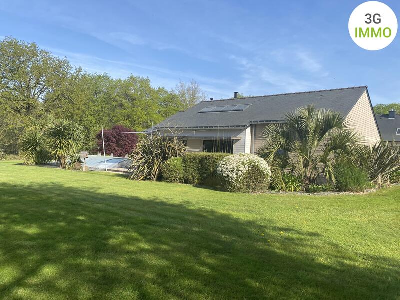 Maison - 140 m² - 6 pièces