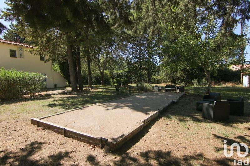 Local commercial - 675 m²