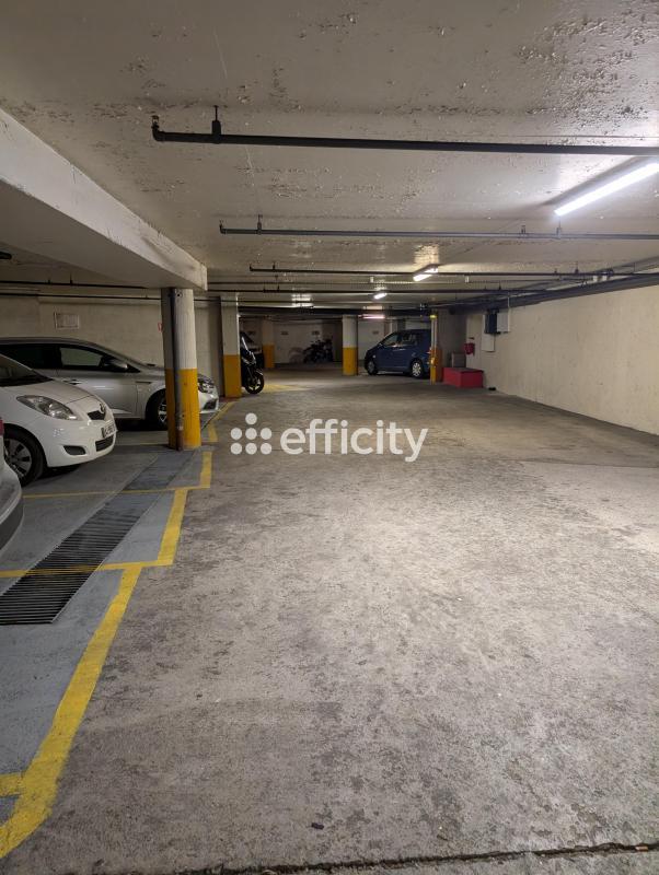 Parking - 11 m²