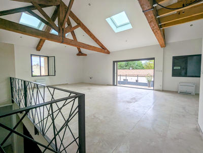 Maison - 217 m² - 6 pièces