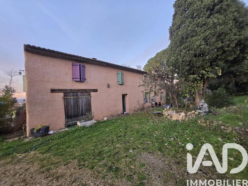 Maison - 190 m² - 6 pièces