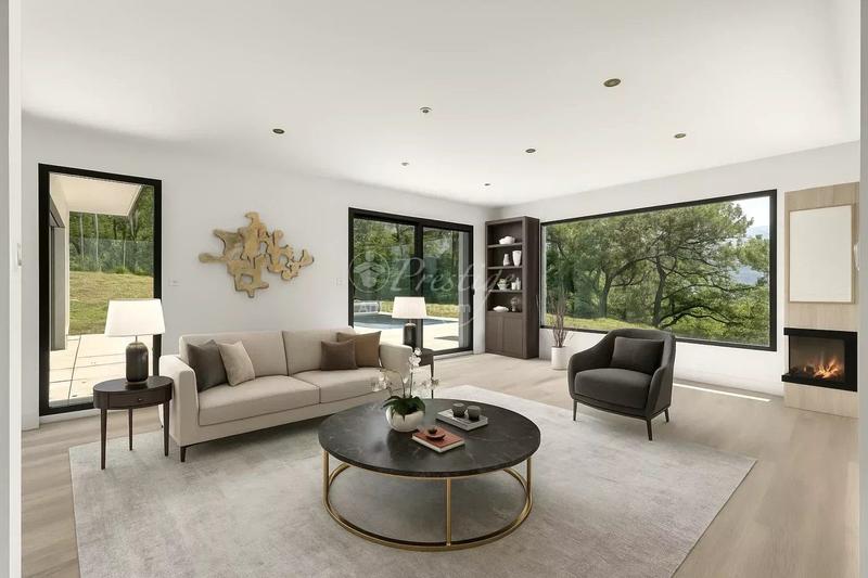 Maison - 202 m² - 7 pièces