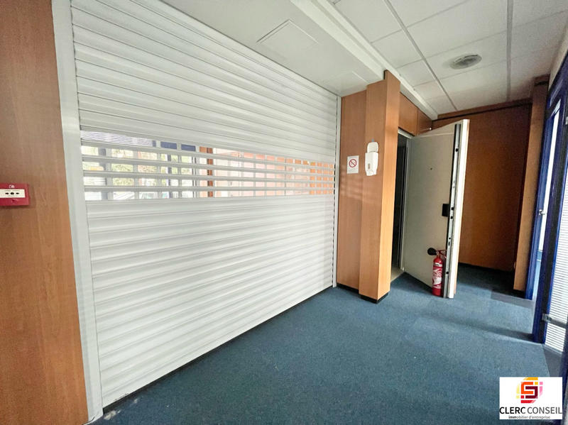 Local commercial - 124 m²