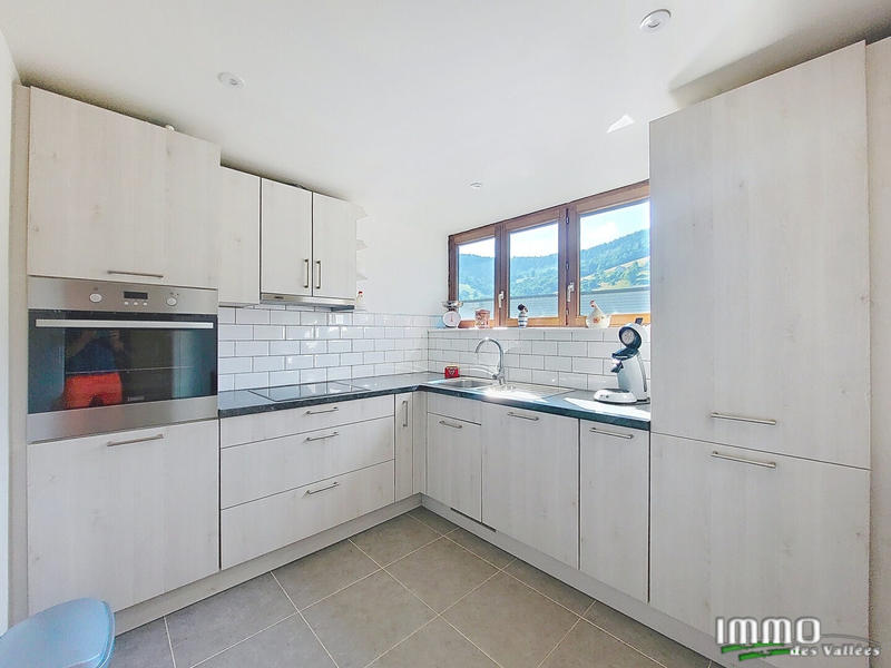 Maison - 82 m² - 5 pièces