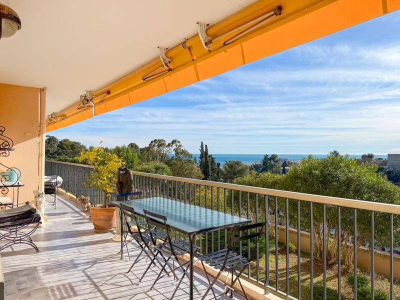 Appartement - 131 m² - 3 pièces