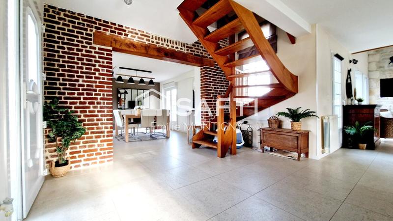 Maison - 200 m² - 7 pièces