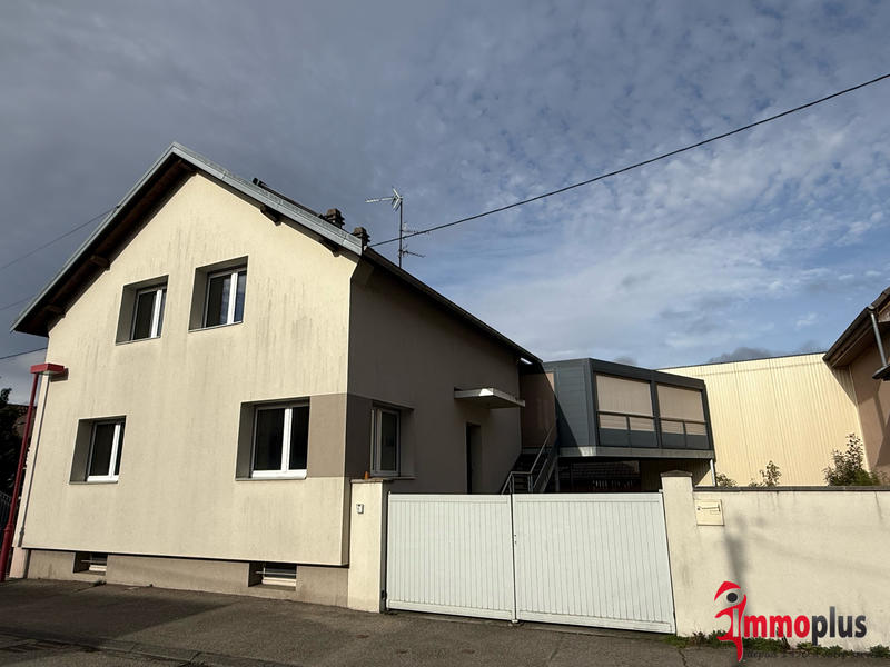 Maison - 163 m² - 7 pièces