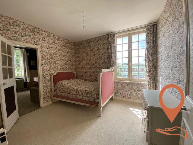 Maison - 533 m² - 13 pièces