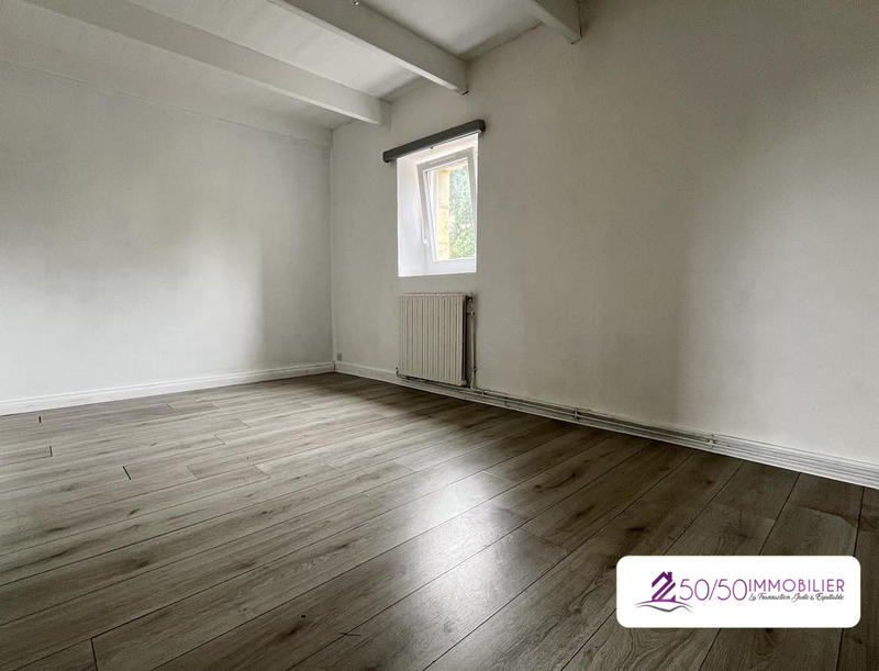 Maison ancienne - 231 m² - 9 pièces