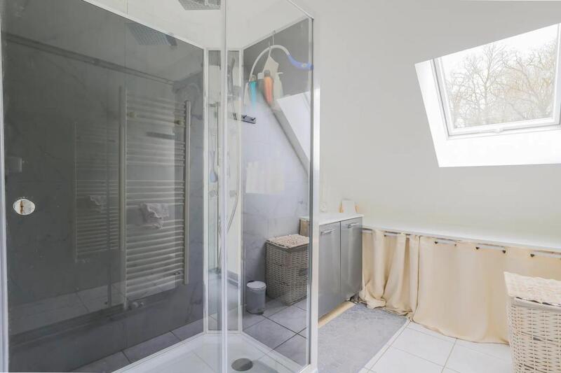 Maison - 170 m² - 7 pièces