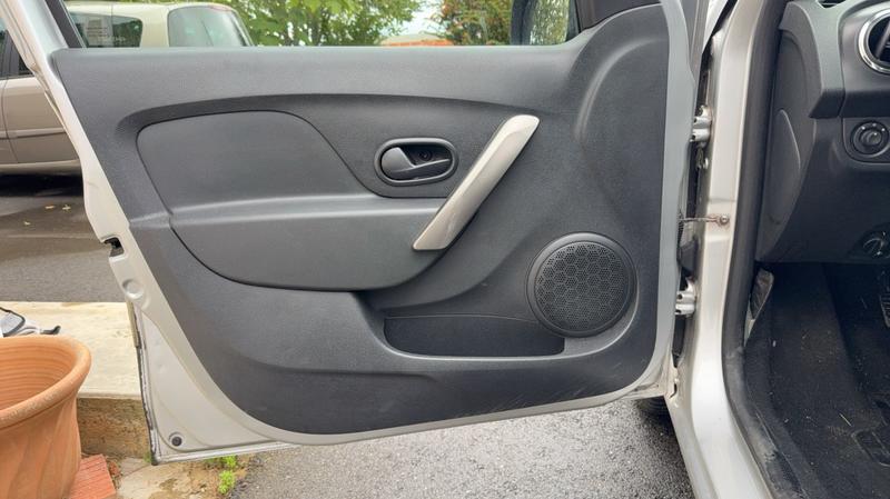 Dacia Sandero 1.2 75 Gpl Laureate -