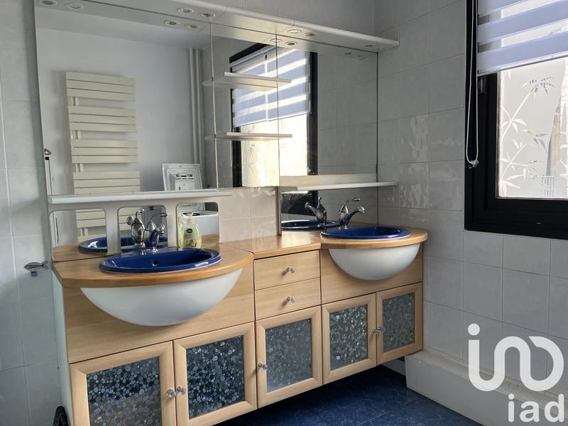 Appartement - 90 m² - 4 pièces