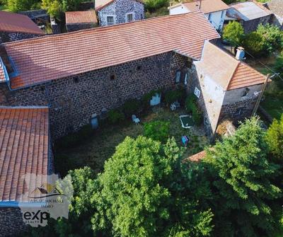 Maison - 556 m² - 15 pièces