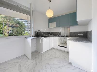 Appartement - 106 m² - 5 pièces