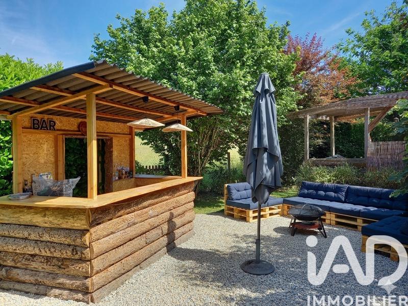 Maison - 159 m² - 8 pièces