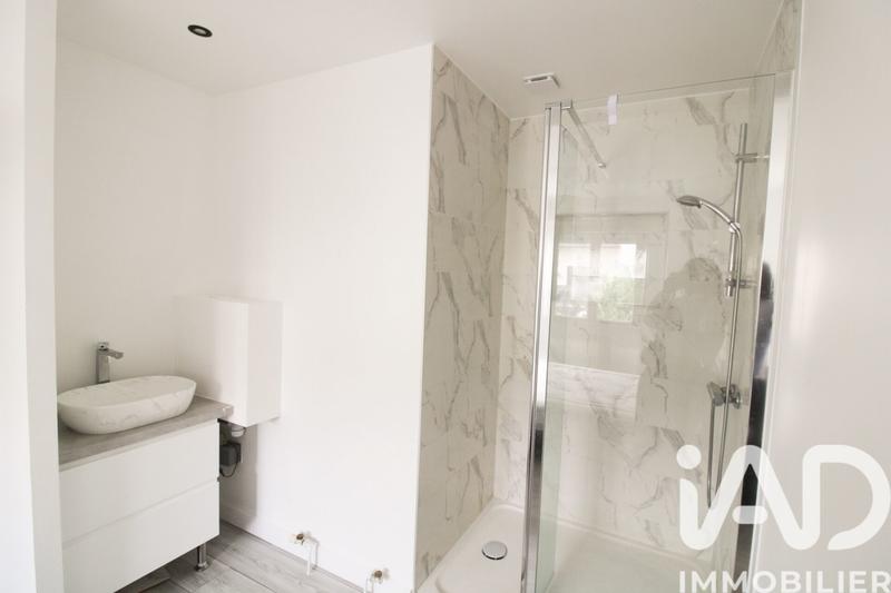 Maison - 98 m² - 5 pièces