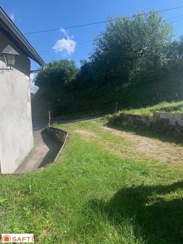 Maison - 135 m² - 9 pièces