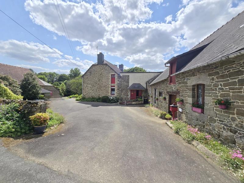 Maison de village - 135 m² - 6 pièces