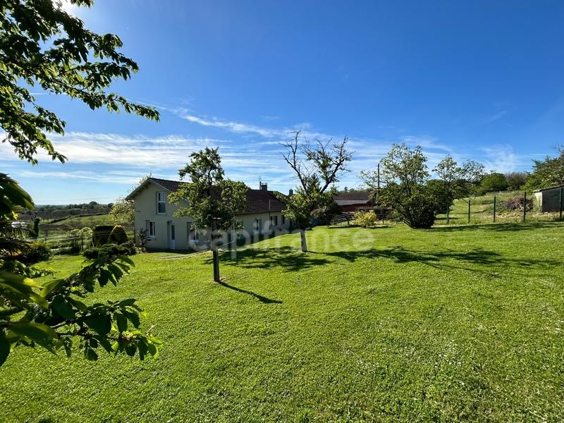 Maison - 182 m² - 7 pièces