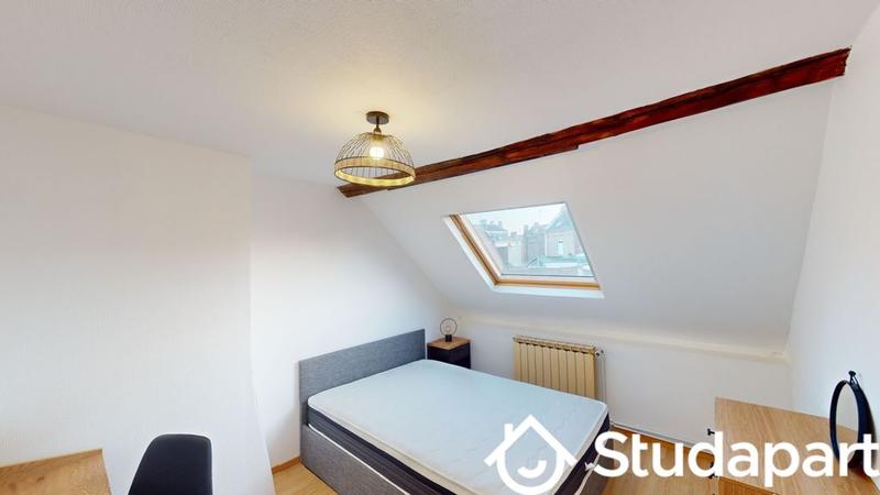 Chambre - 82 m² - 1 pièce