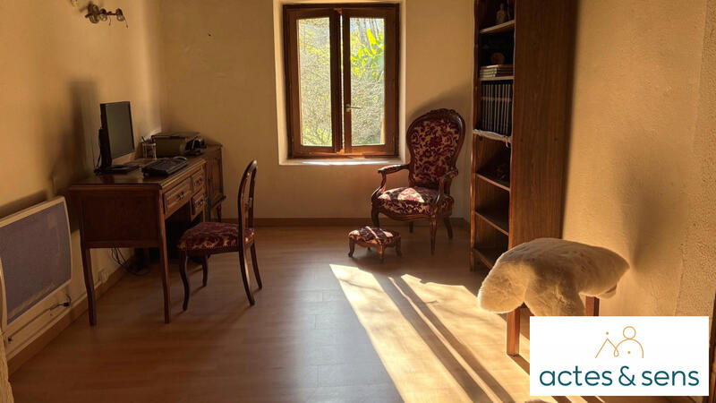 Maison - 173 m² - 8 pièces