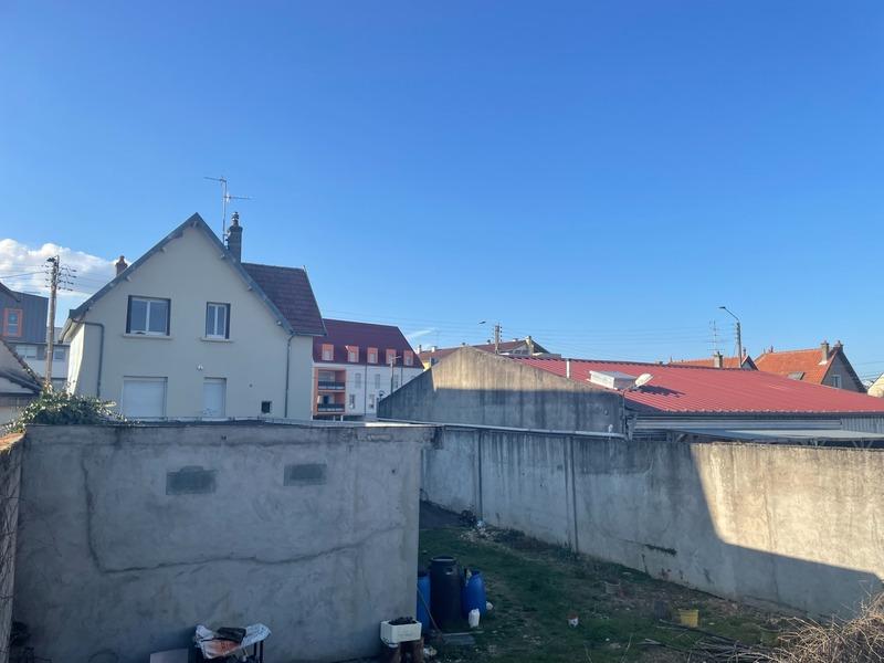 Immeuble - 103 m² - 4 pièces