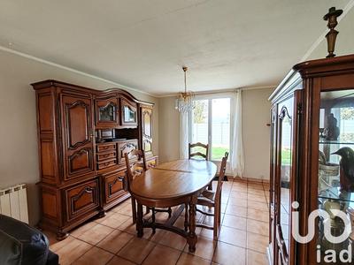Maison - 95 m² - 5 pièces