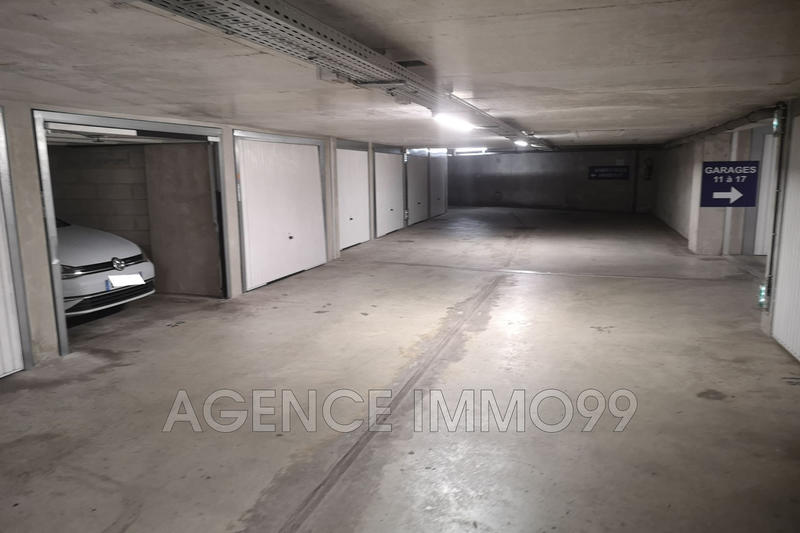 Parking / Garage - 14 m²