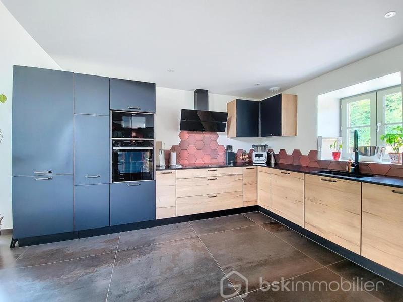 Corps de ferme - 170 m² - 7 pièces