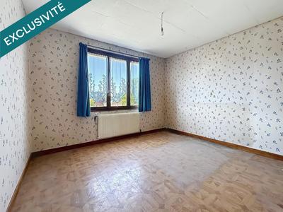 Maison - 98 m² - 8 pièces