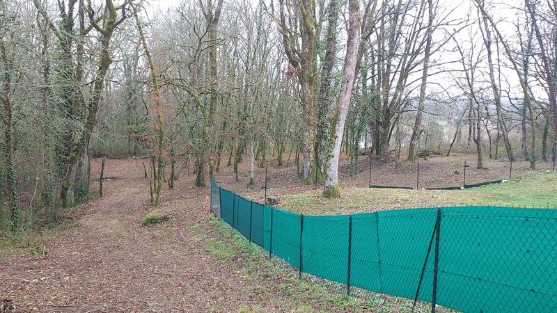 Terrain constructible - 1 255 m²