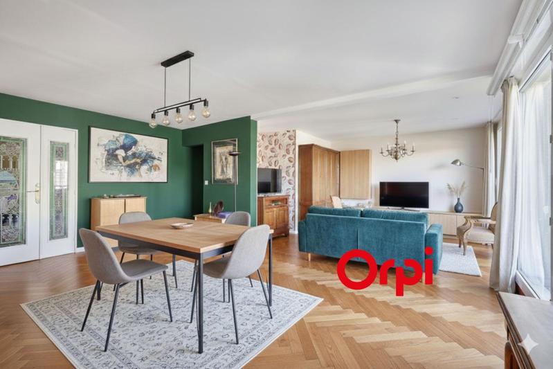 Appartement - 122 m² - 4 pièces