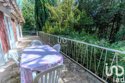 Maison - 190 m² - 9 pièces