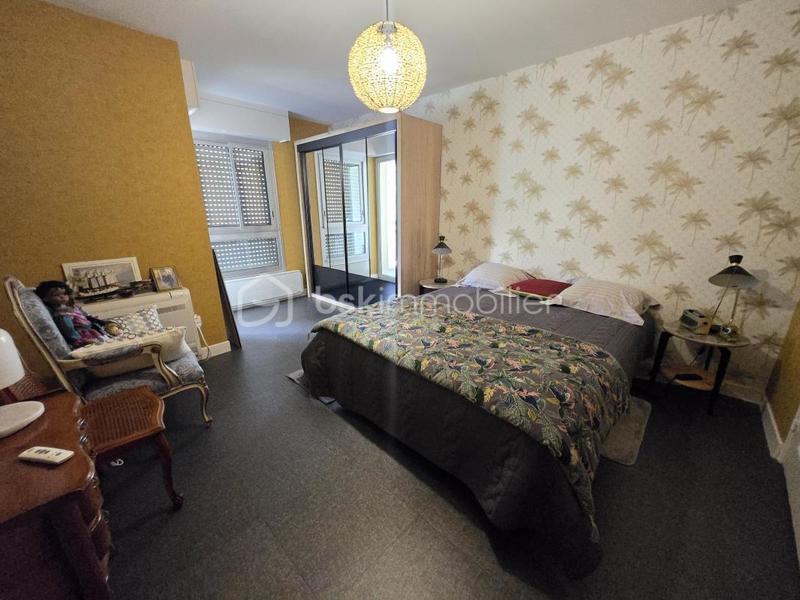 Appartement - 152 m² - 5 pièces