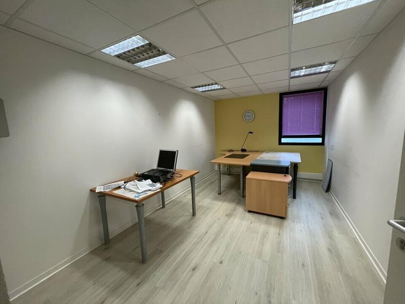 Bureau - 130 m²