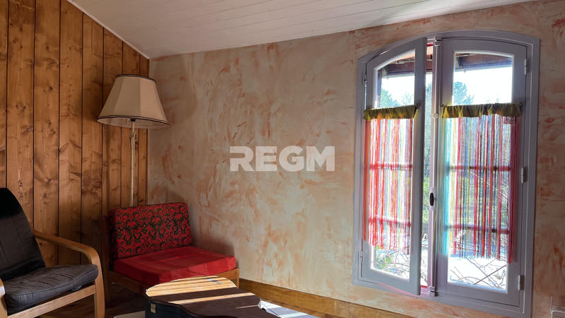 Propriété - 196 m² - 5 pièces