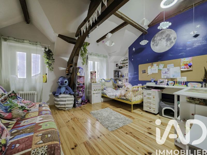 Maison - 147 m² - 6 pièces