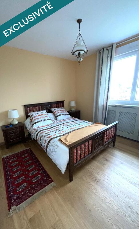 Maison - 93 m² - 5 pièces