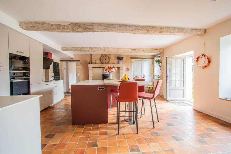 Maison ancienne - 180 m² - 5 pièces