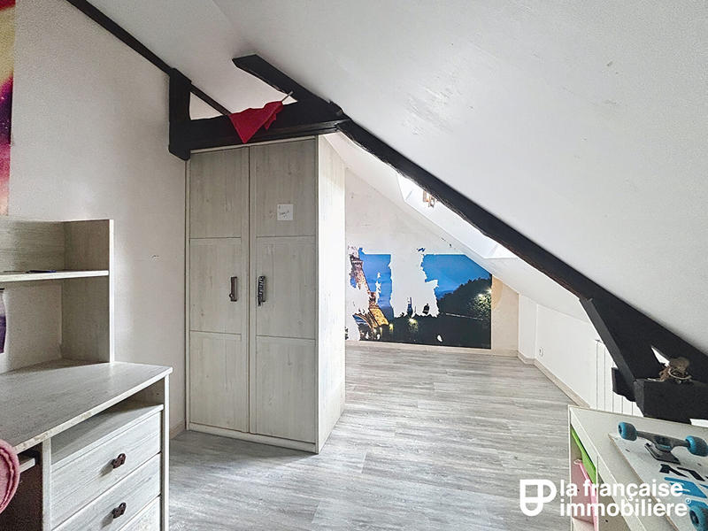 Maison - 92 m² - 5 pièces