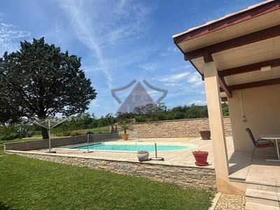 Villa - 87 m² - 4 pièces