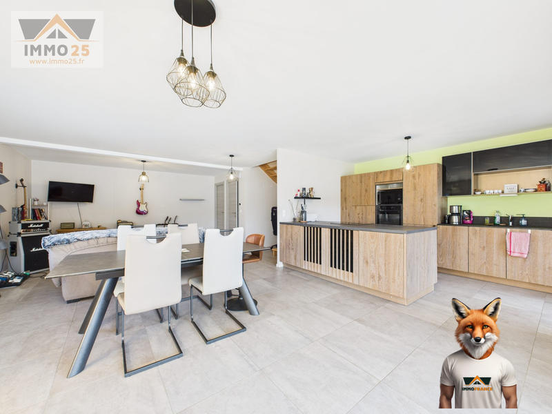 Duplex - 111 m² - 4 pièces