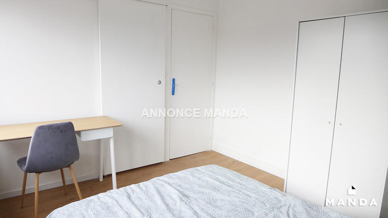 Chambre - 12 m² - 4 pièces