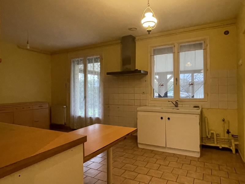 Maison traditionnelle - 137 m² - 6 pièces