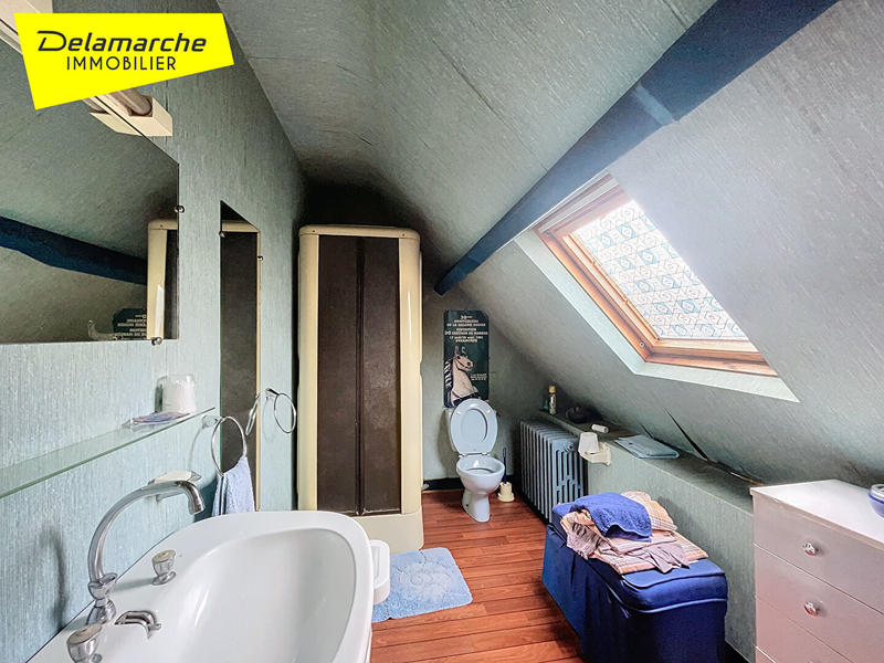 Maison - 247 m² - 8 pièces