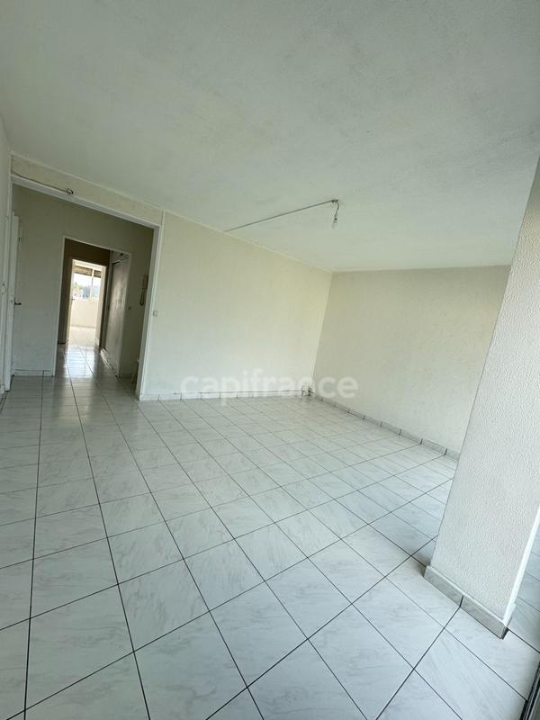 Appartement - 76 m² - 4 pièces