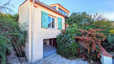 Maison traditionnelle - 153 m² - 5 pièces