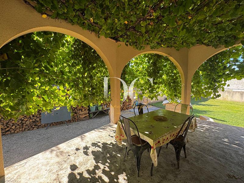 Maison - 182 m² - 5 pièces